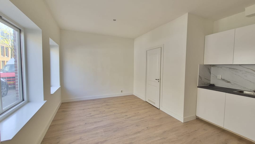 Photo 1 of Paulus Potterstraat 185-D