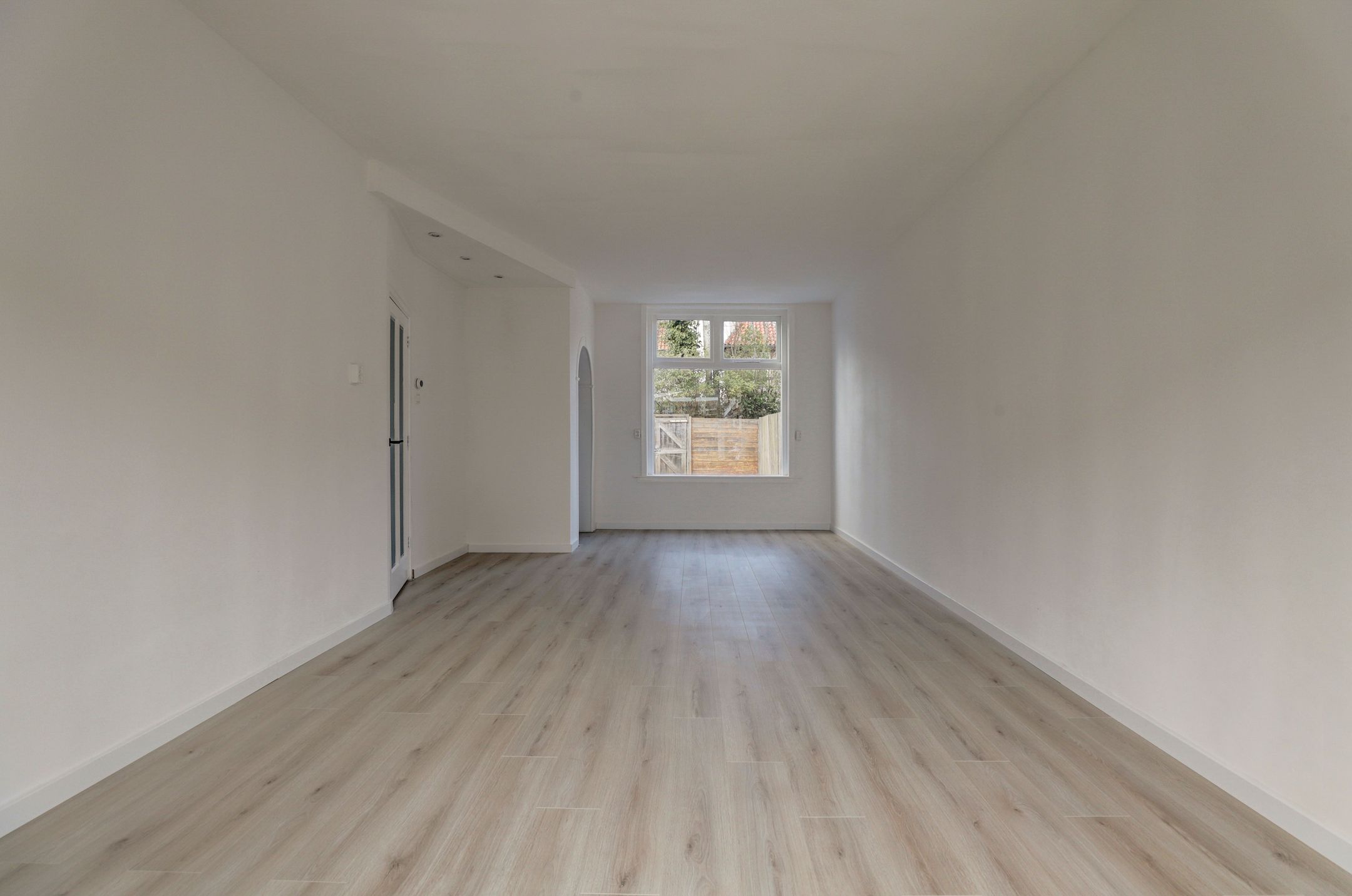 Photo 6 of van Beverwijckstraat 13