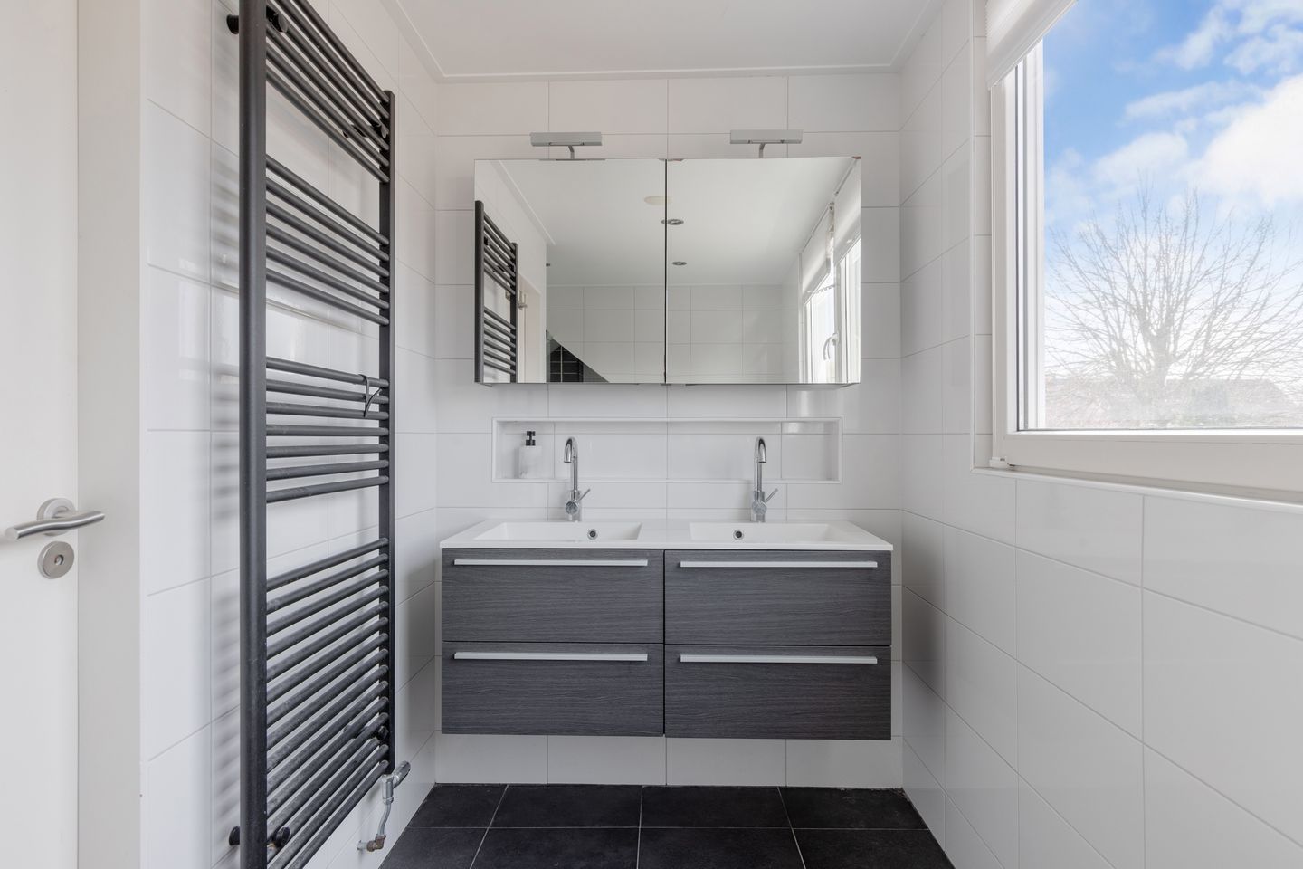 Photo 34 of Tywert 6