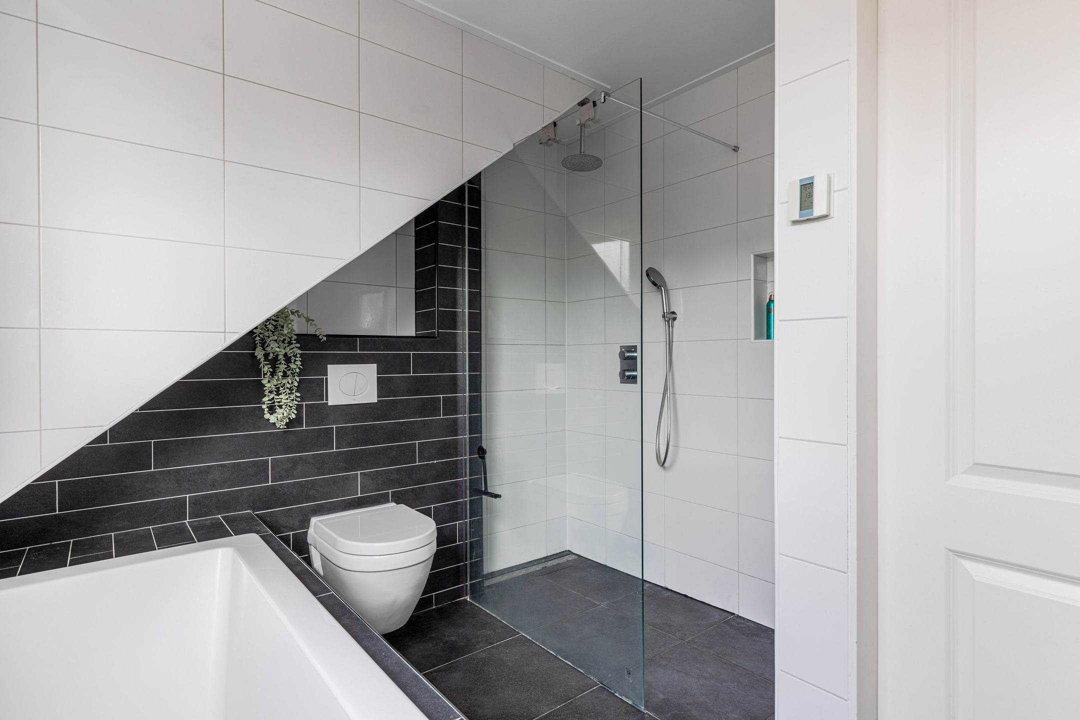 Photo 33 of Tywert 6