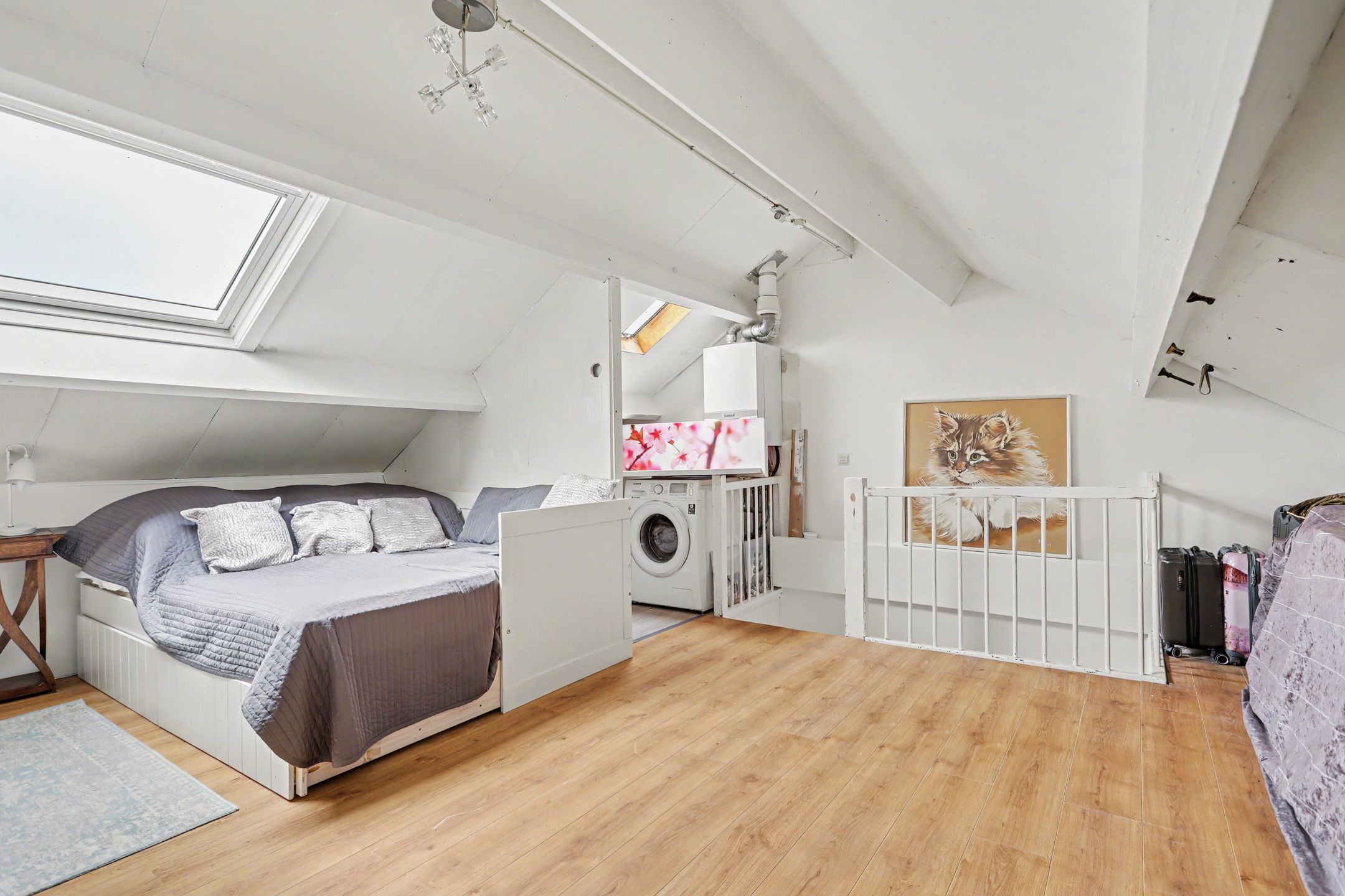 Spacious family home with extension and sunny garden in child-friendly neighborhood — 24