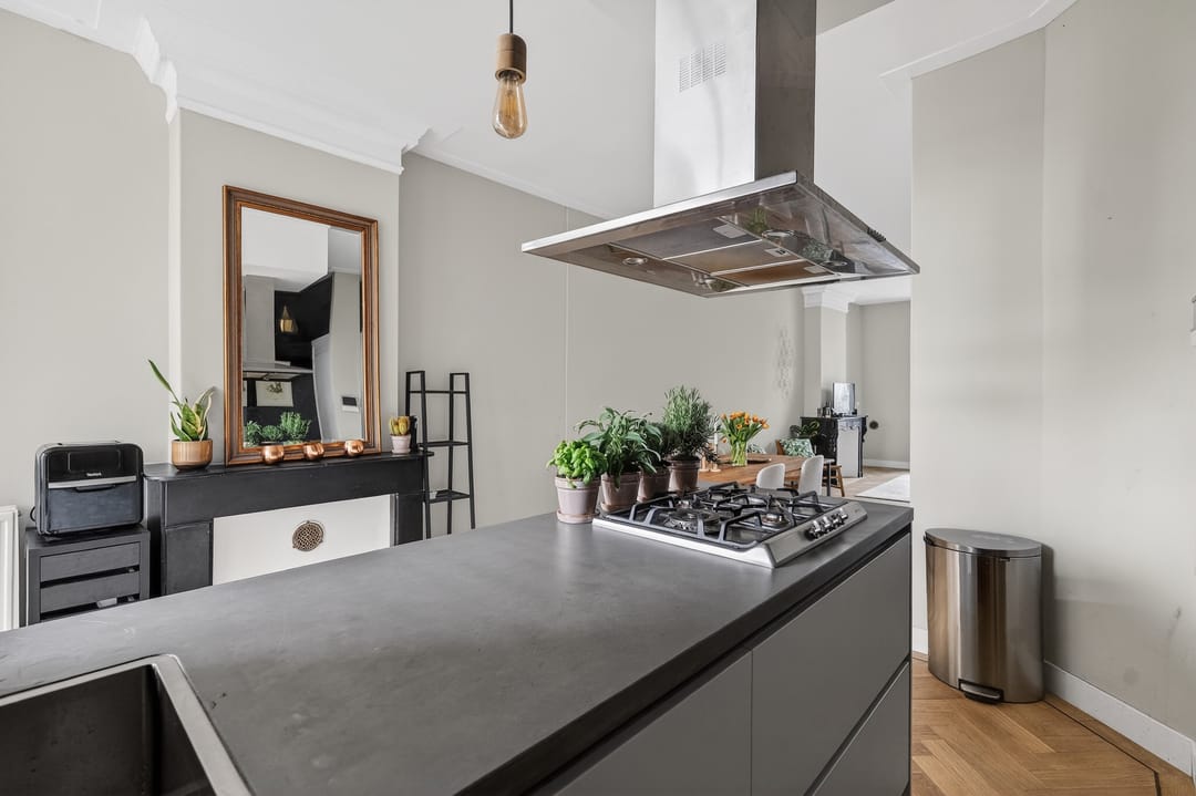 Beautiful apartment in the green Plantage neighborhood of Amsterdam — 12