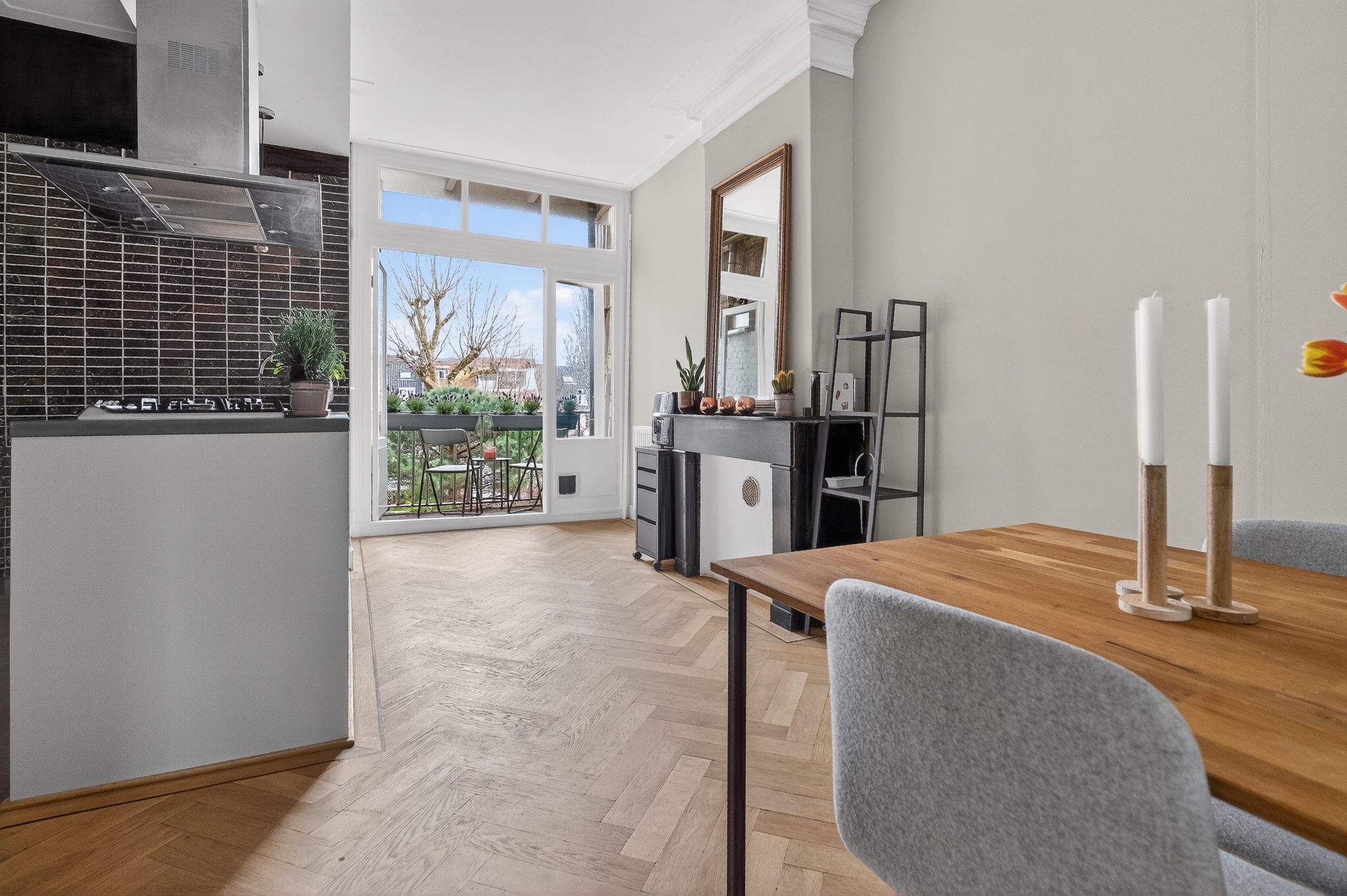 Beautiful apartment in the green Plantage neighborhood of Amsterdam — 17