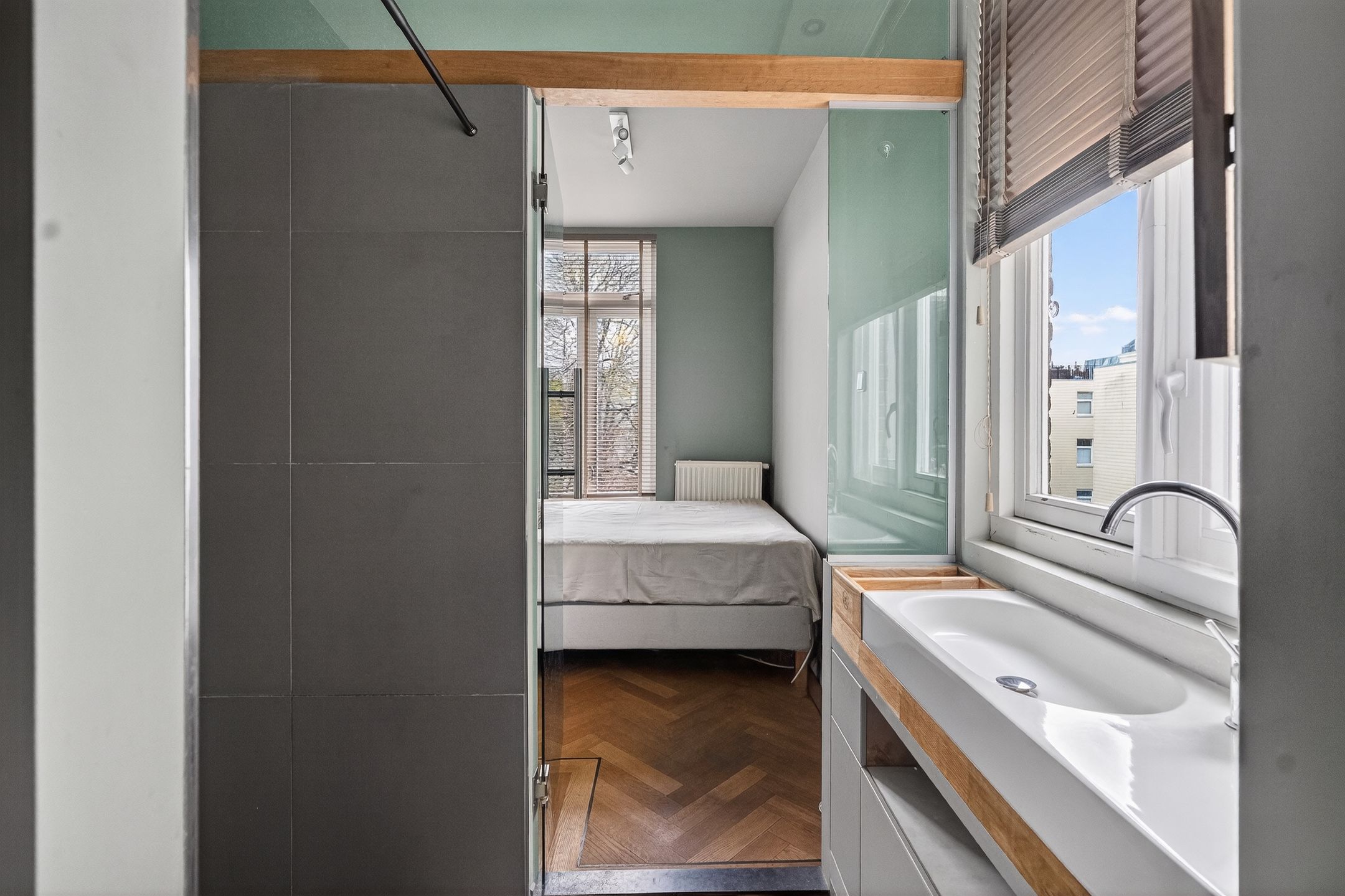 Beautiful apartment in the green Plantage neighborhood of Amsterdam — 23