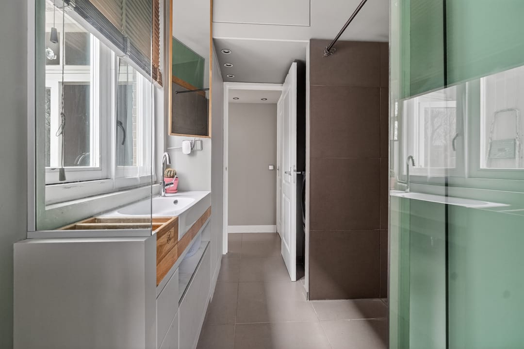 Beautiful apartment in the green Plantage neighborhood of Amsterdam — 28