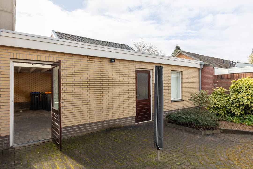 Foto 38 van Bachstraat 7