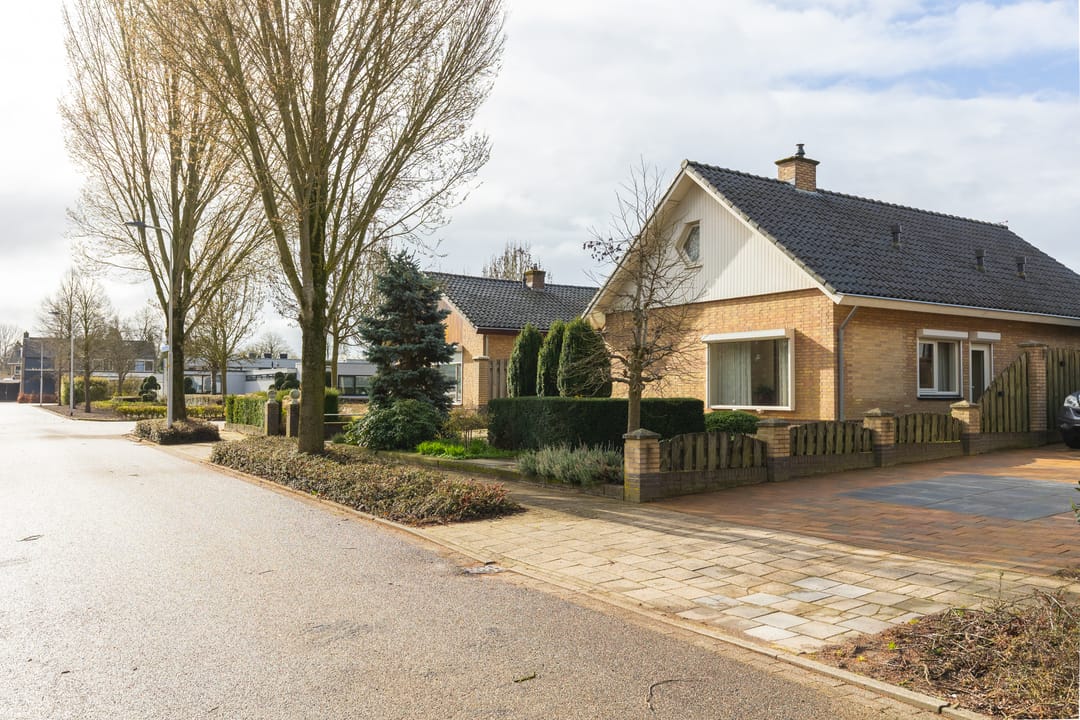 Foto 43 van Bachstraat 7