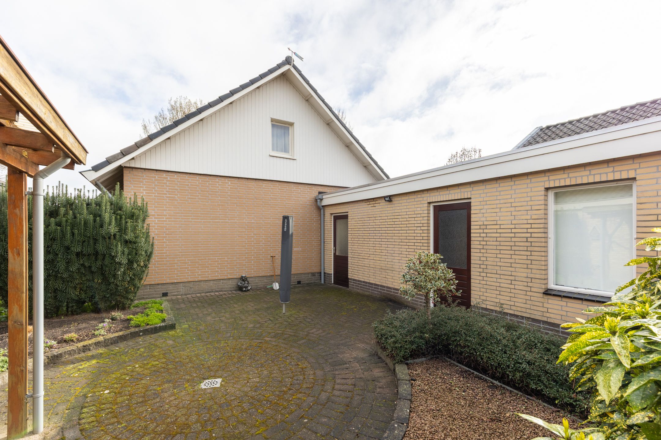 Foto 39 van Bachstraat 7