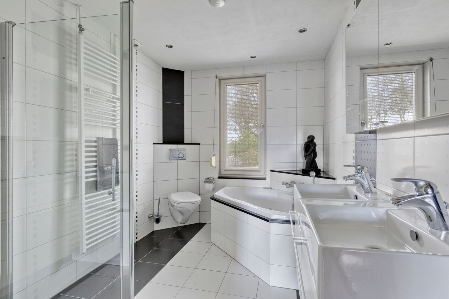 Foto 4 van Annecyhof 25