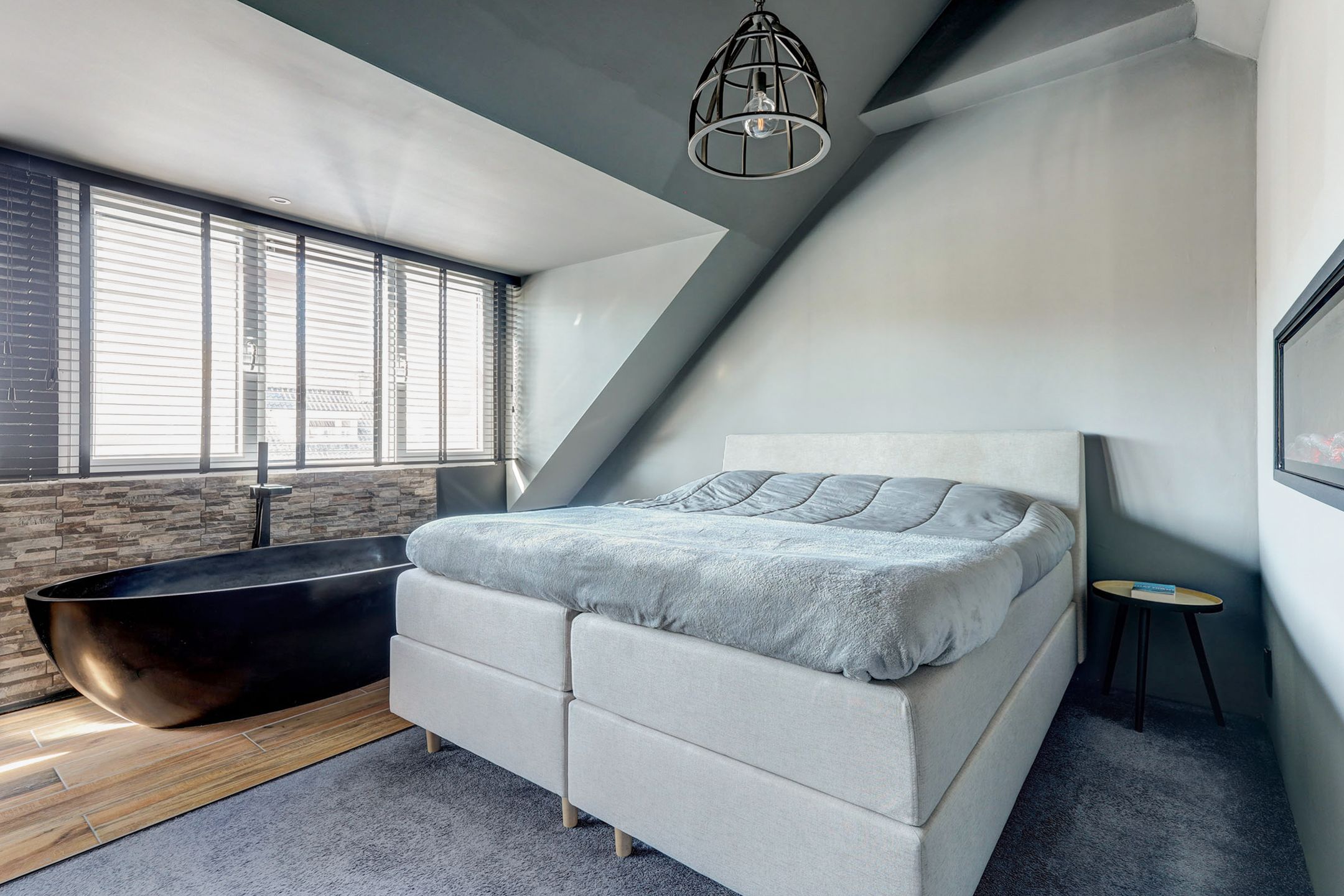 Stunning Renovated Home with Energy Label A Opposite Park — 27