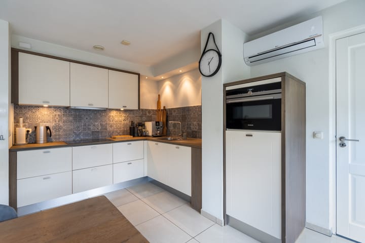 Foto 4 van Molenakkerplein 6