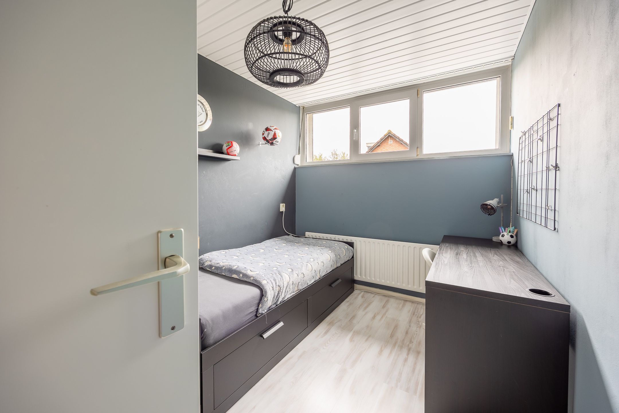 Photo 21 of Meeuwstraat 14