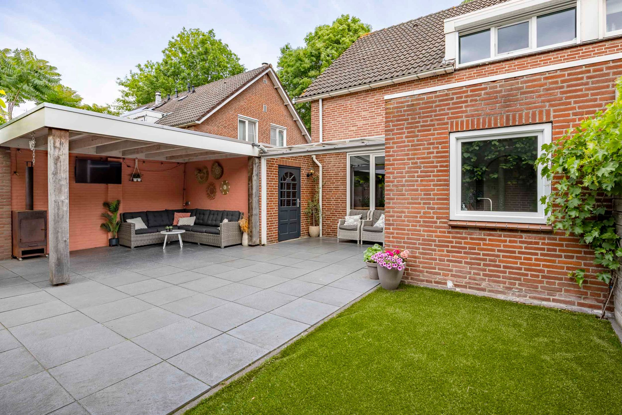 Photo 30 of Meeuwstraat 14