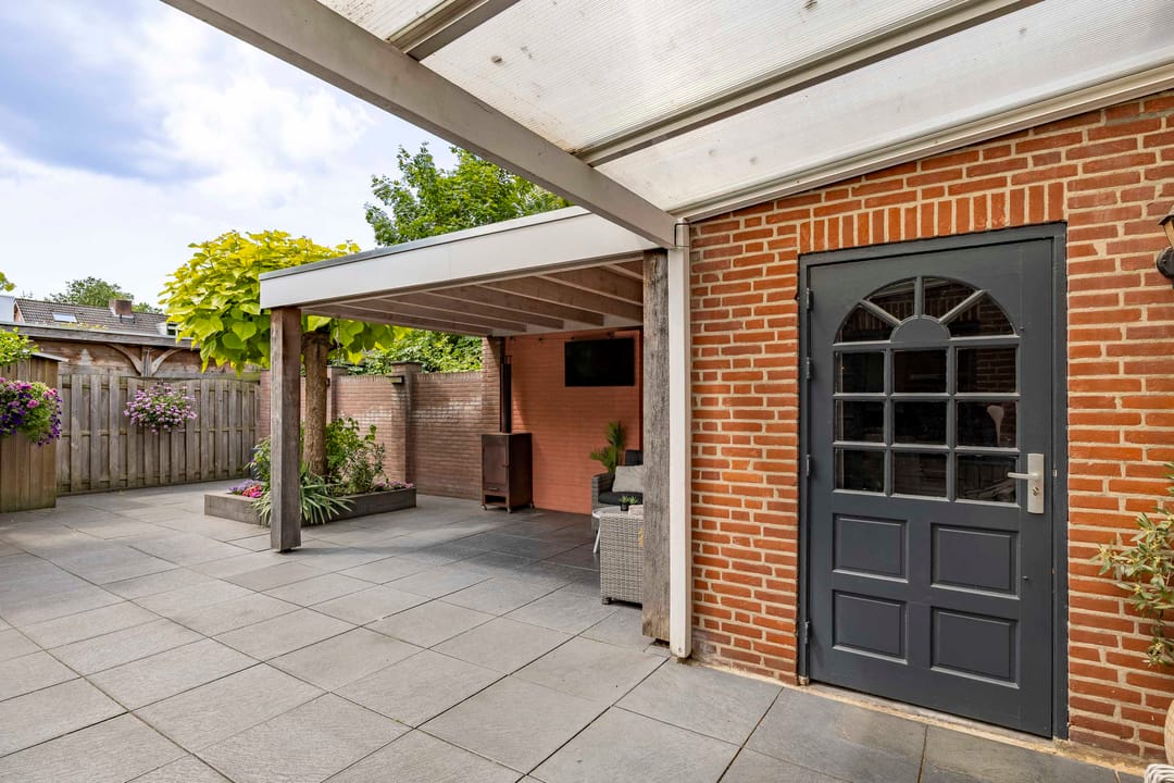 Photo 28 of Meeuwstraat 14