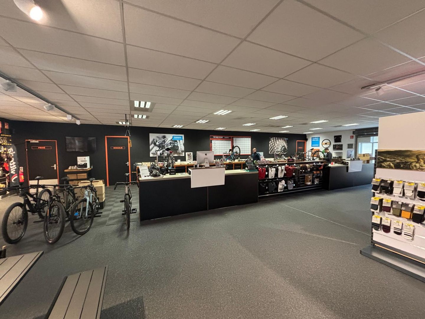 Bekijk foto 4 van Donkeresteeg 5