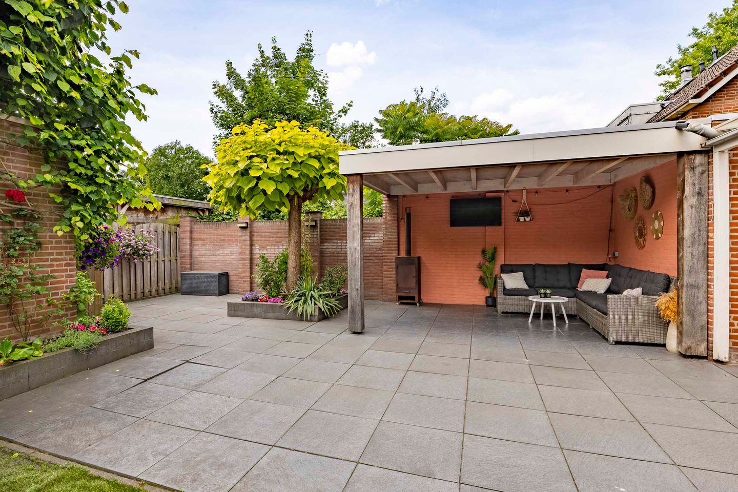 Photo 29 of Meeuwstraat 14