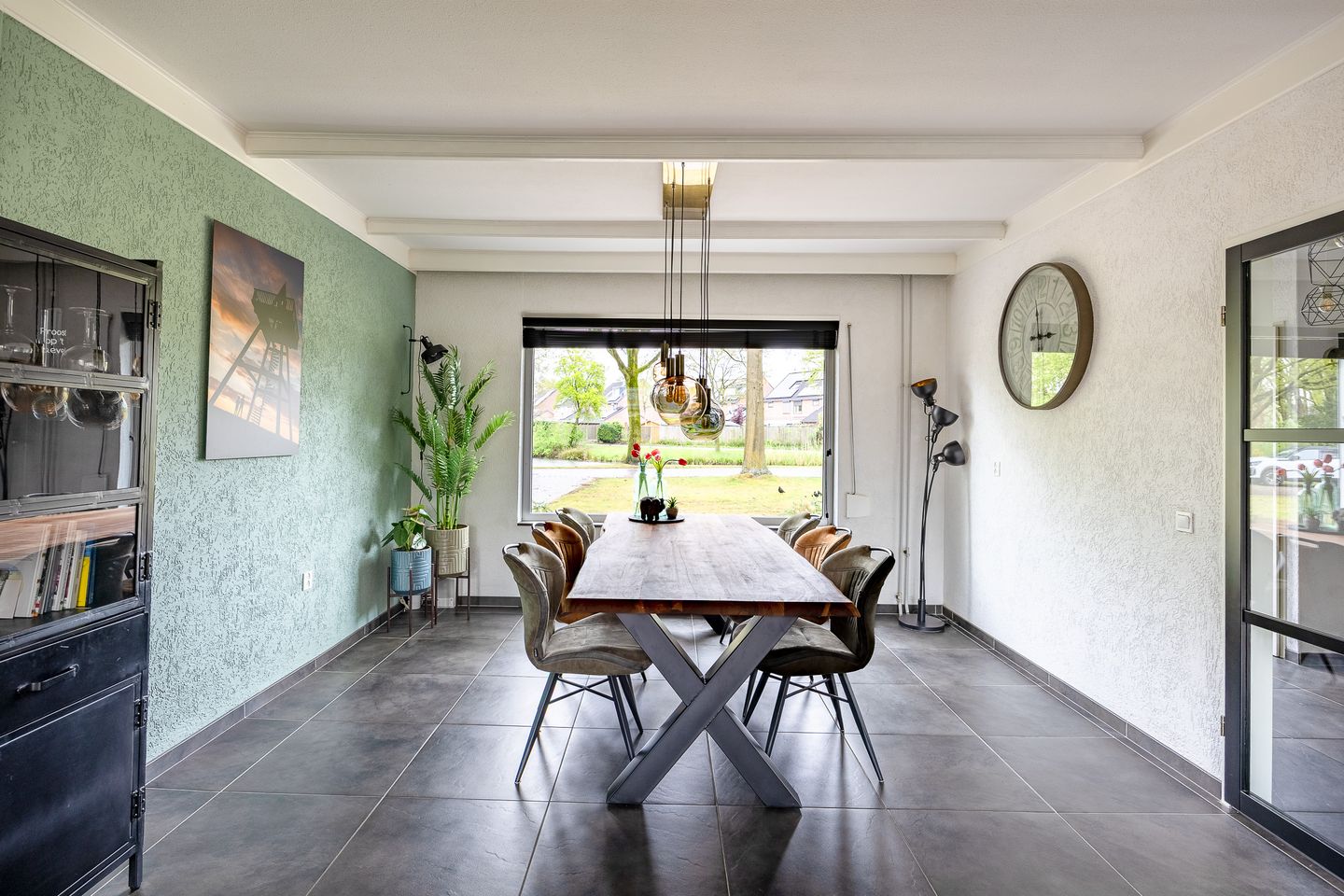 Photo 10 of Meeuwstraat 14