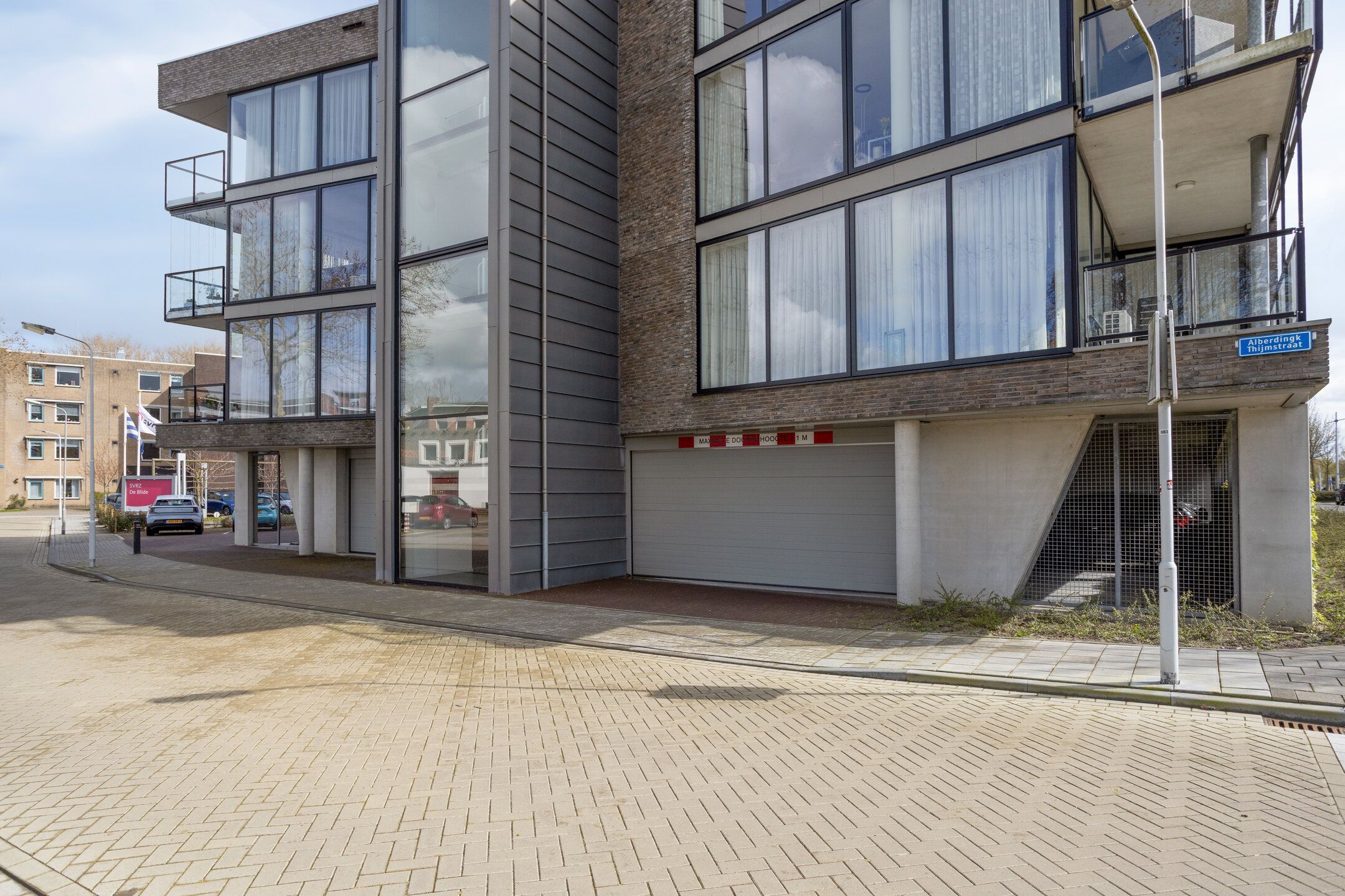 Modern Senior Apartment with South-Facing Balcony and Indoor Parking in Terneuzen — 21