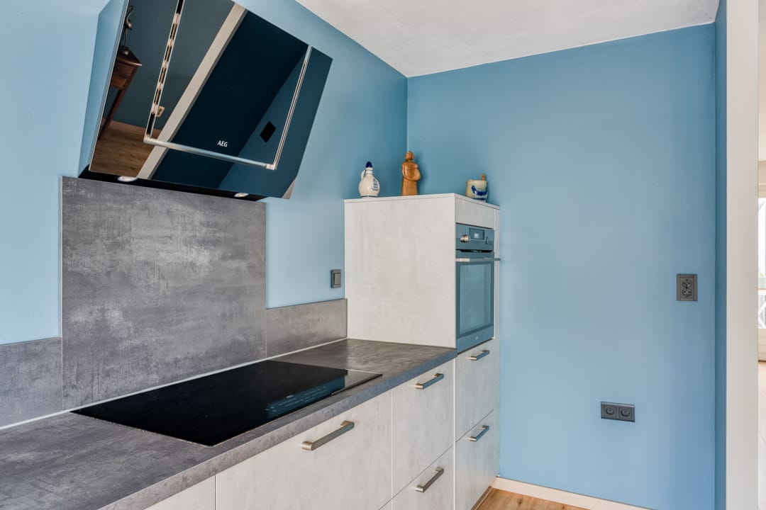 Spacious and Sustainable Semi-Detached Family Home with Five Bedrooms, Garden Room, and Excellent Energy Rating — 22