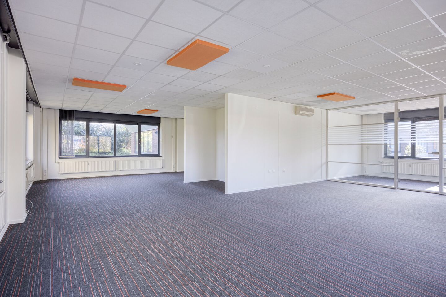 Bekijk foto 2 van Lentedans 50-B