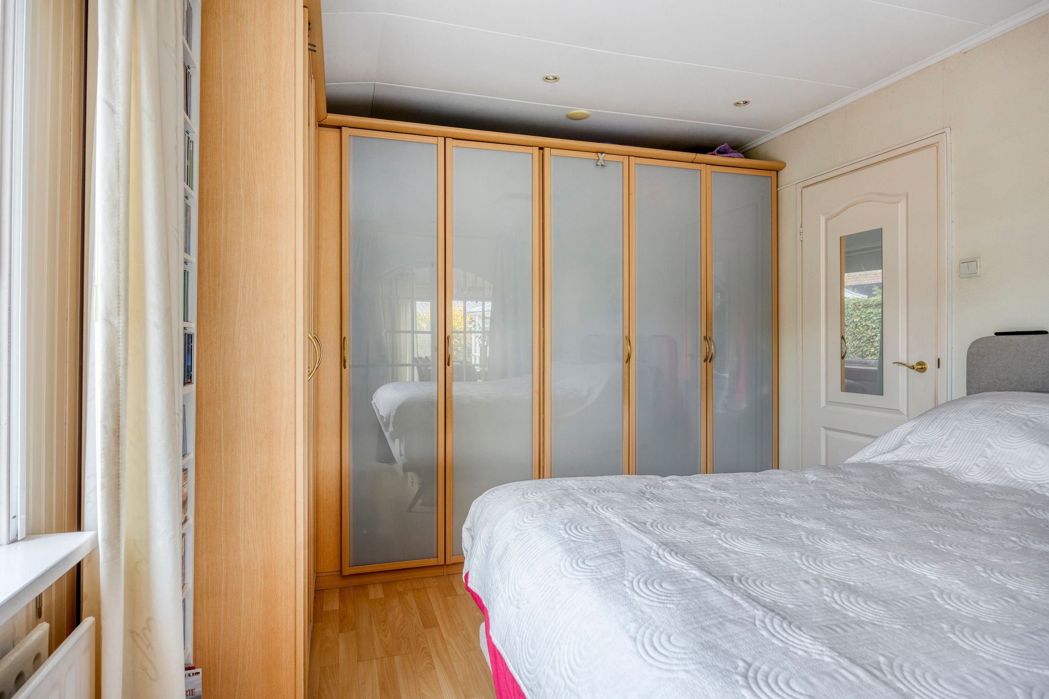 Photo 12 of Vloedstraat 7