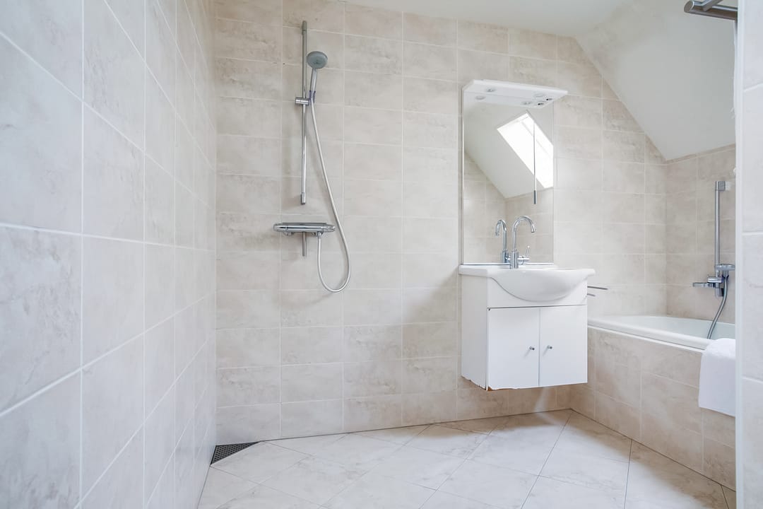 Spacious semi-detached family home with double garage in child-friendly Welgelegen district — 22