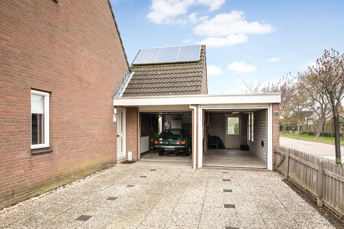Spacious semi-detached family home with double garage in child-friendly Welgelegen district — 29