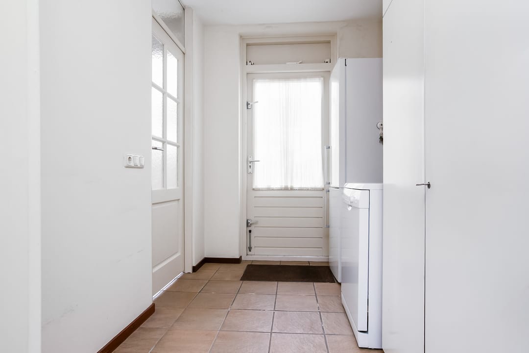 Spacious semi-detached family home with double garage in child-friendly Welgelegen district — 17