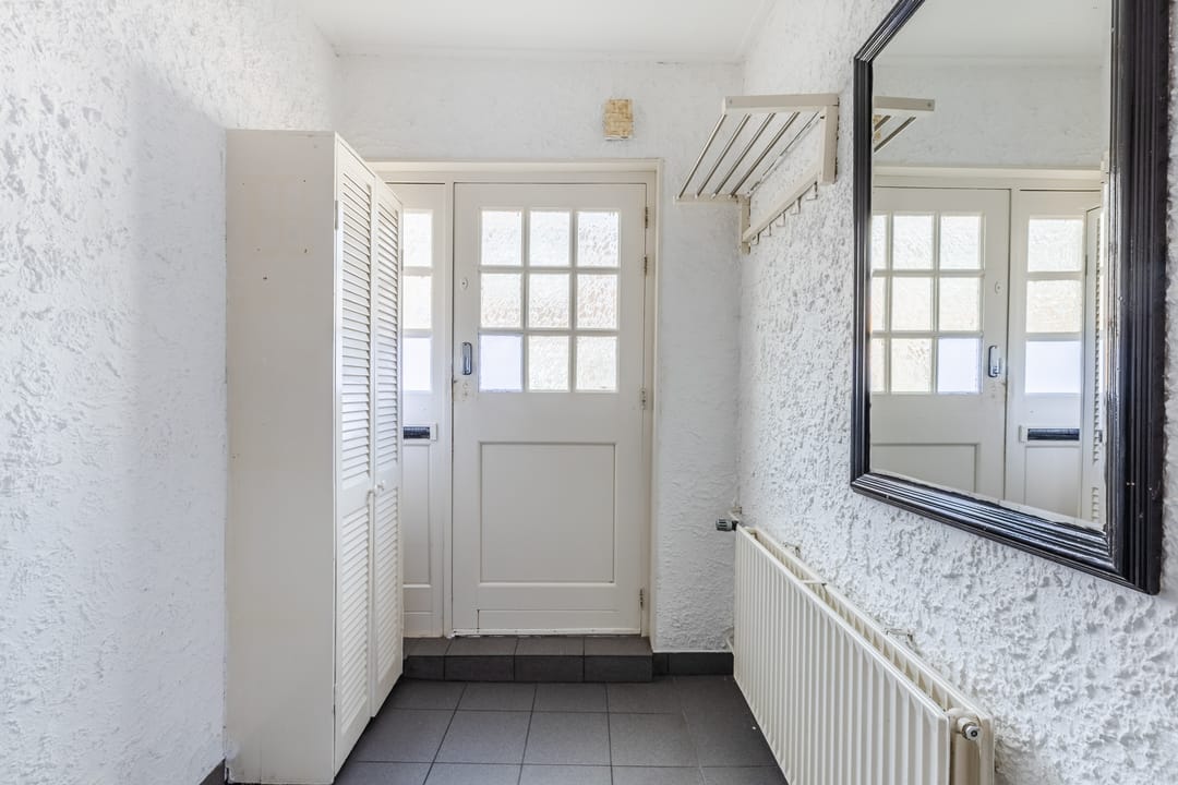 Spacious corner home with new foundation and five bedrooms in Rosmolenbuurt — 8