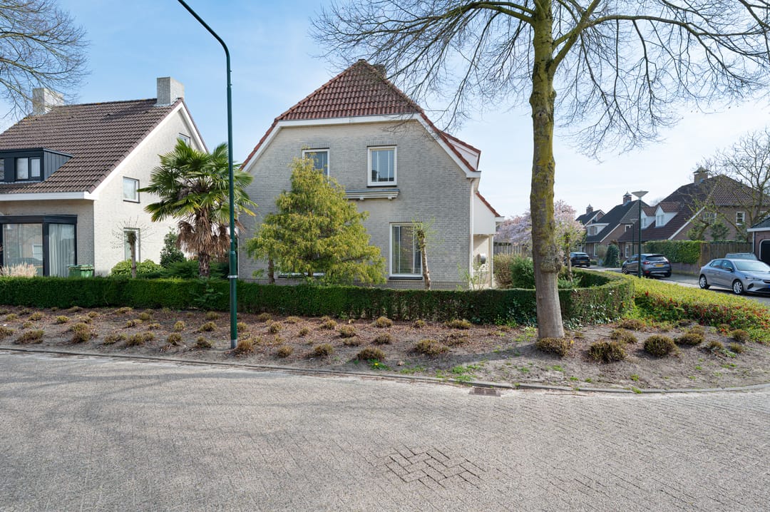 Photo 41 of Klaverwei 1