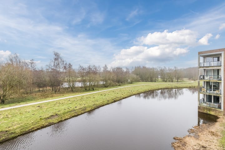 Foto 2 van Hooiland 19