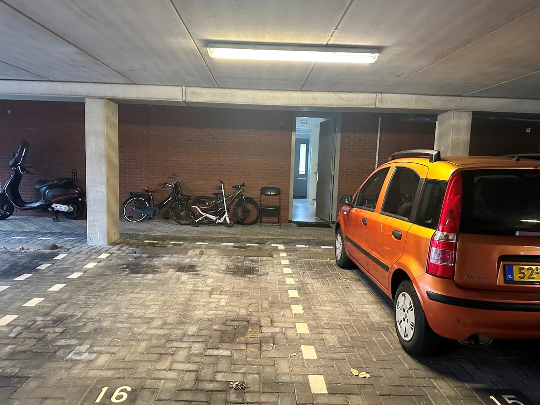 Photo 8 of Zuidlarenstraat 165
