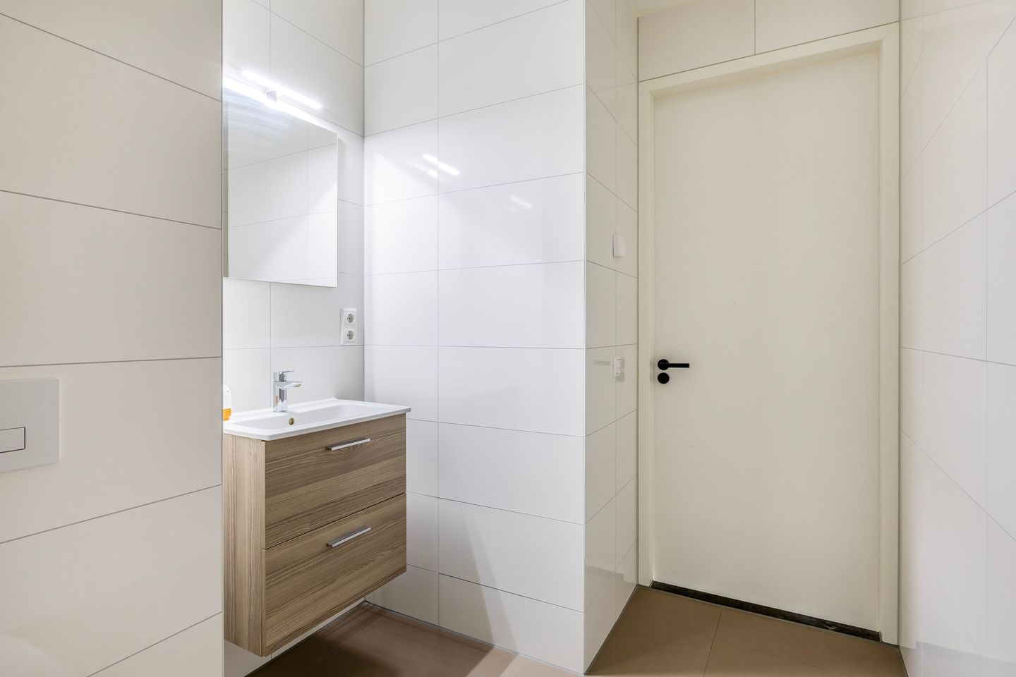 Photo 25 of Rivium 1e straat 63-M