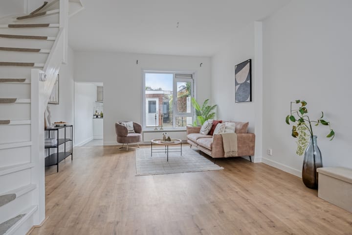 Photo 2 of Emmaweg 44