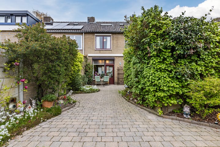 Photo 2 of Waardakker 16