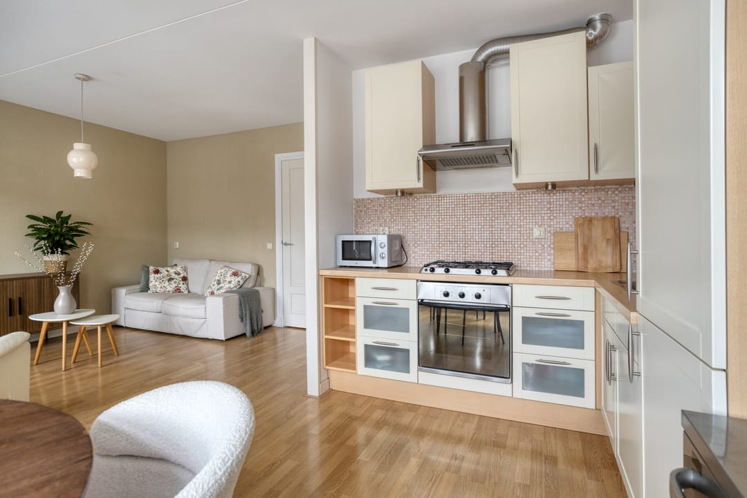 Photo 8 of Julianaplein 19