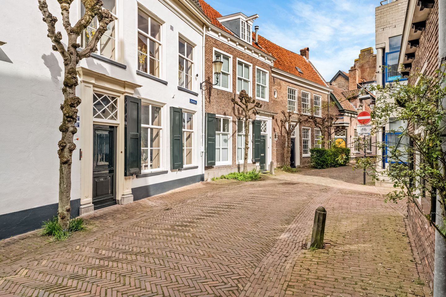 Foto 4 van Muurhuizen 181-A
