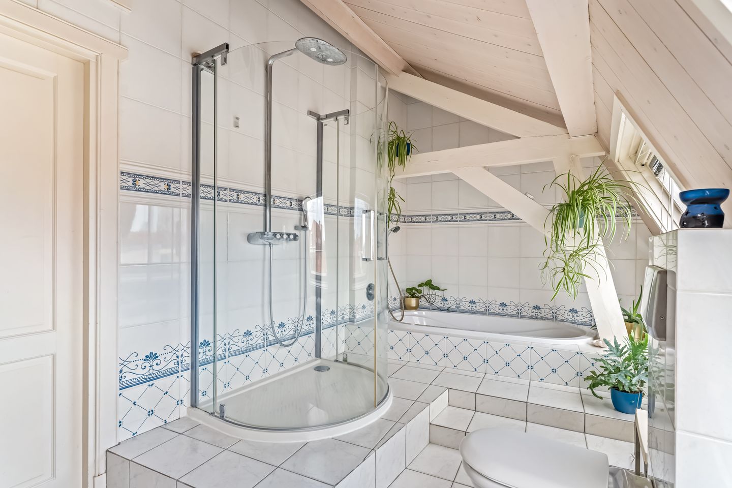 Foto 44 van Muurhuizen 181-A