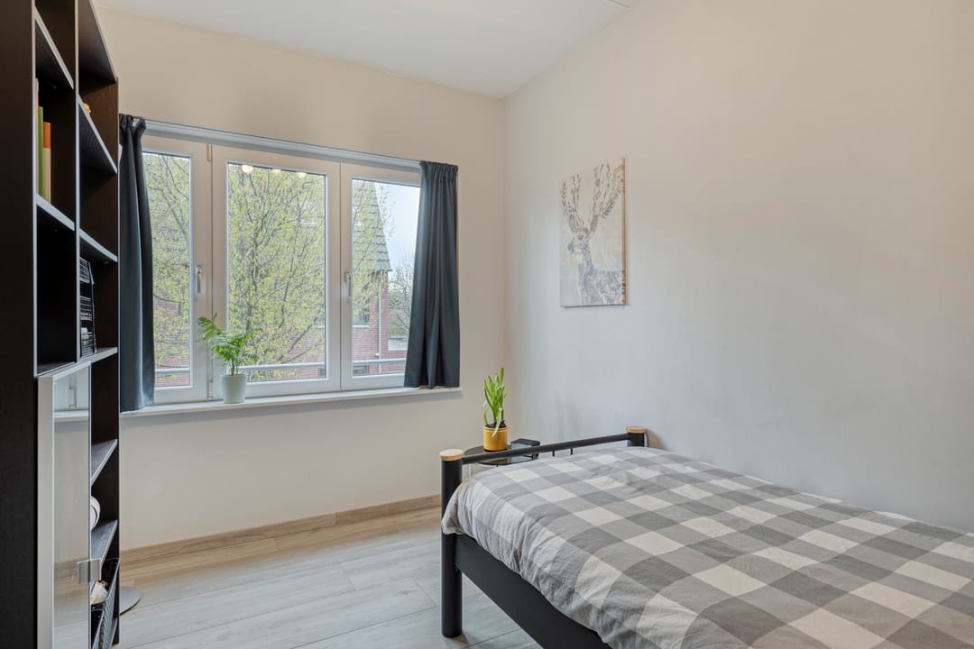 Foto 22 van van Kinsbergenstraat 10