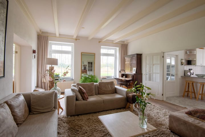 Vrijstaande woning te koop: Middelaarseweg 8, Hoevelaken