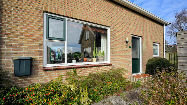 Photo 4 of Zuid Midslandweg 25