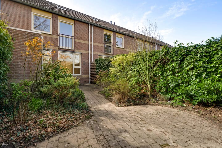 Photo 4 of Gamanderweerd 8