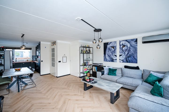 Photo 2 of Texelstraat 33