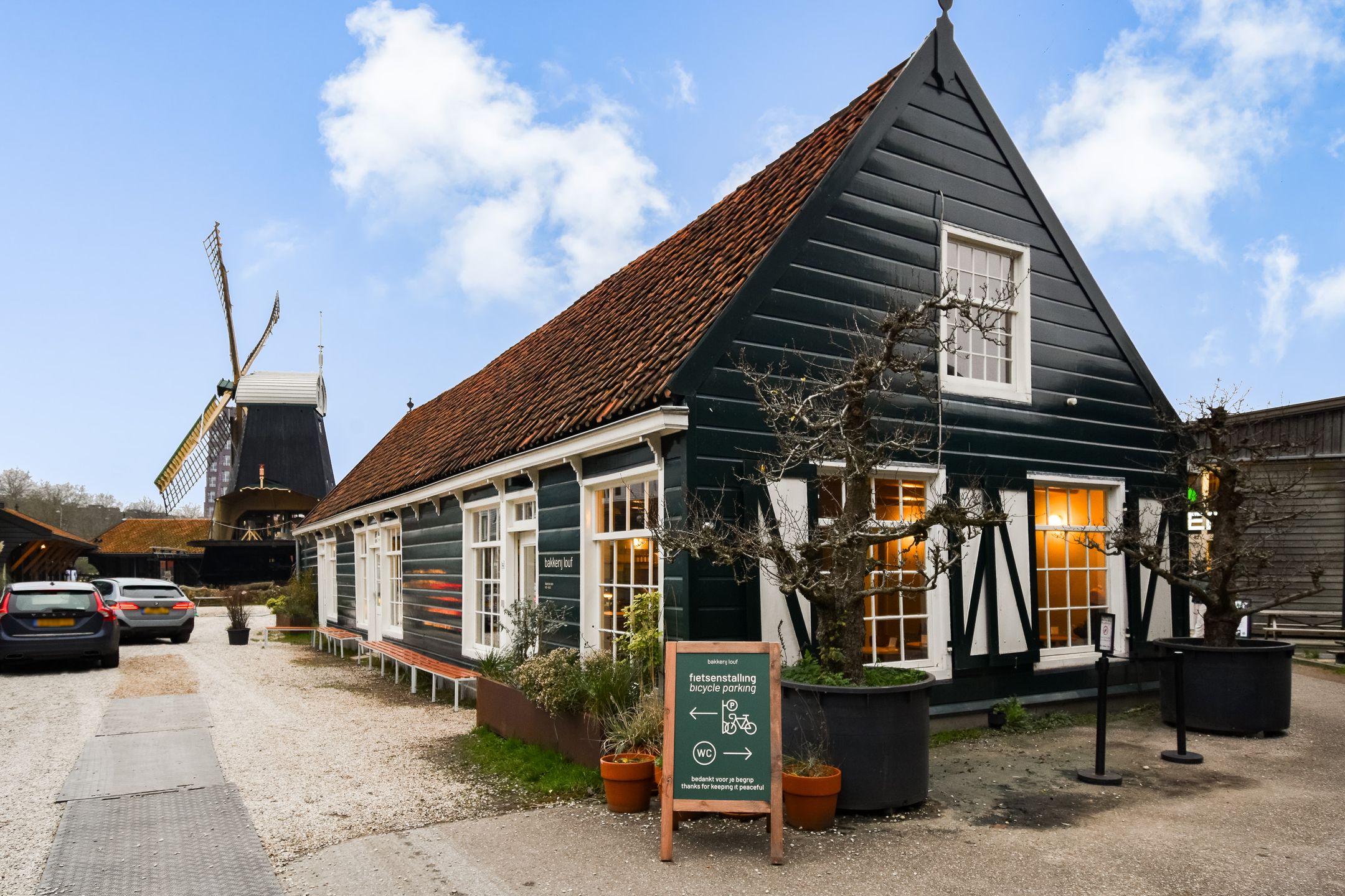 Photo 18 of Van Oldenbarneveldtstraat 64-3