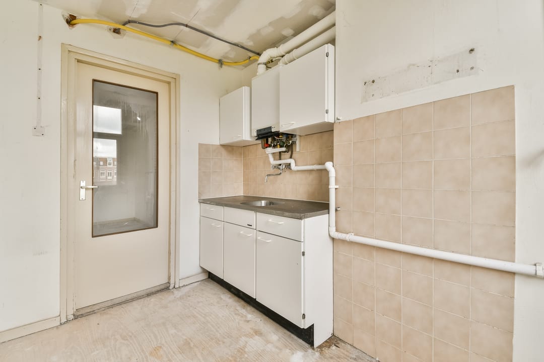 Photo 8 of Van Oldenbarneveldtstraat 64-3