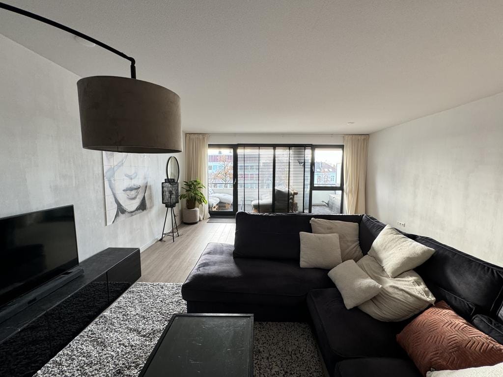 Foto 5 van Jansbuitensingel 20-53