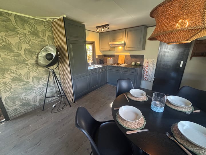 Vrijstaande woning te koop: Apeldoornsestraat 48-144, Voorthuizen
