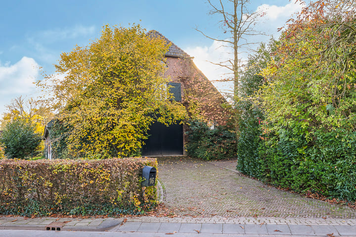 Vrijstaande woning te koop: Pluimenburgsestraat 16, Dodewaard
