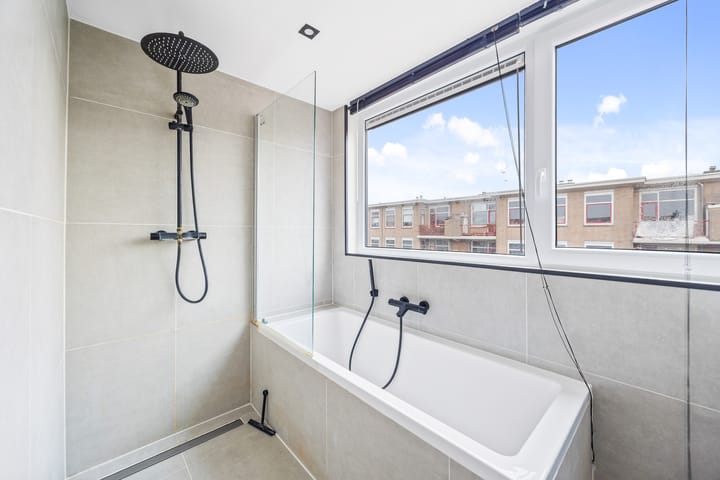 Photo 2 of Leersumstraat 60