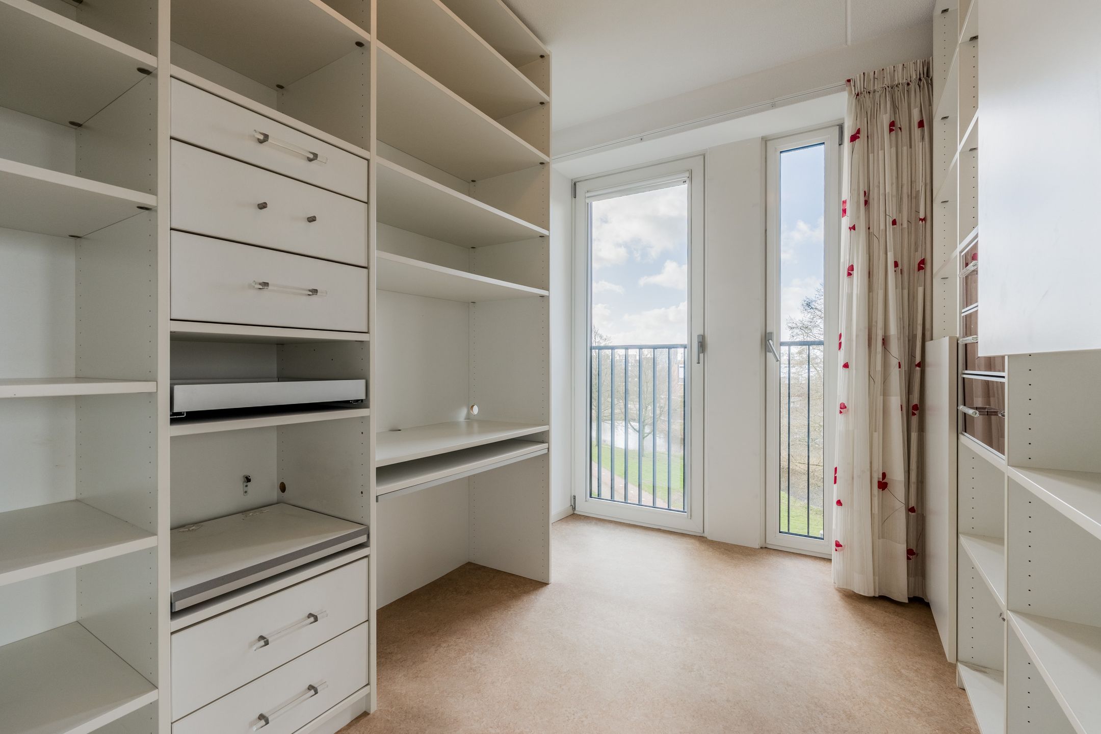 Foto 18 van Berkenplein 215